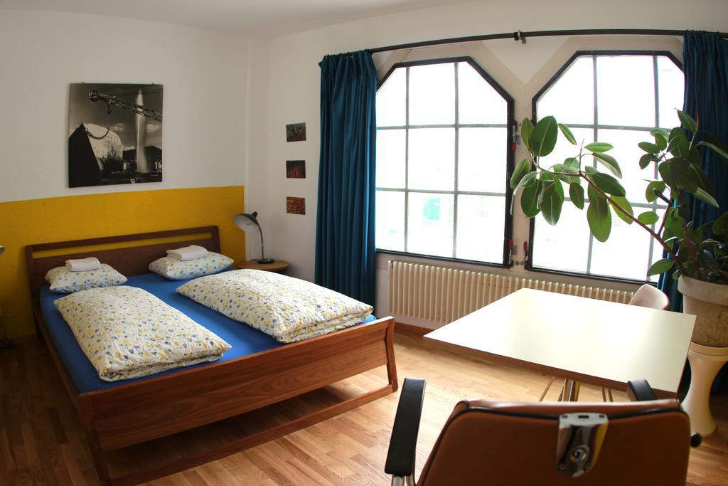 Basel Backpack Pansiyon Dış mekan fotoğraf